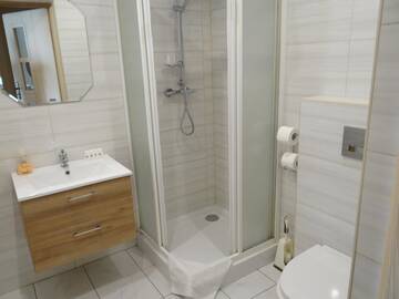 Фото номера Четырехместный номер Отель Hotel Relax г. Слубице 4