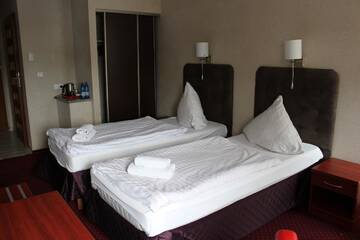 Фото номера Двухместный номер с 2 отдельными кроватями Отель Hotel Relax г. Слубице 8