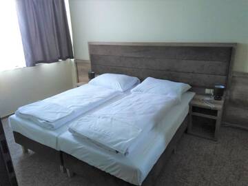 Фото номера Семейный номер-студио Отель Hotel Cargo г. Слубице 2
